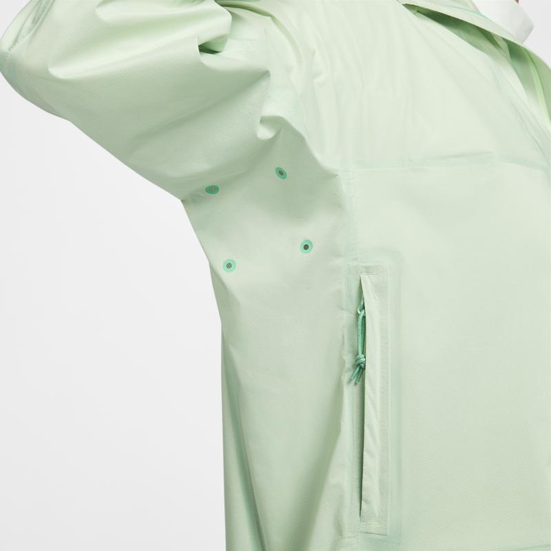 New Nike ACG Jackets & Coats Women's Vapor Green FN1966-376