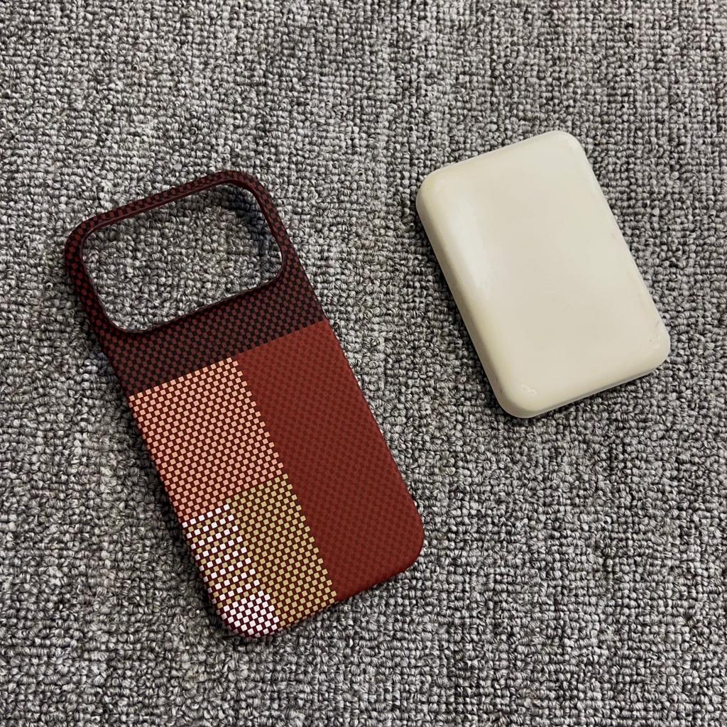 Тонкий безрамочный чехол с рисунком под карбон для iPhone 17 Air 16 15 14 13 12 Pro Max Plus, с магнитами MagSafe, пластиковый бампер