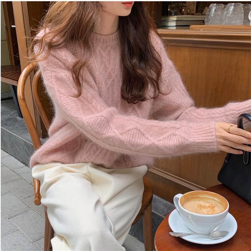Soft Knit Sweater Women Loose Fit Round Neck Chunky Cable Stitch Pullover In Solid Colors Casual Winter