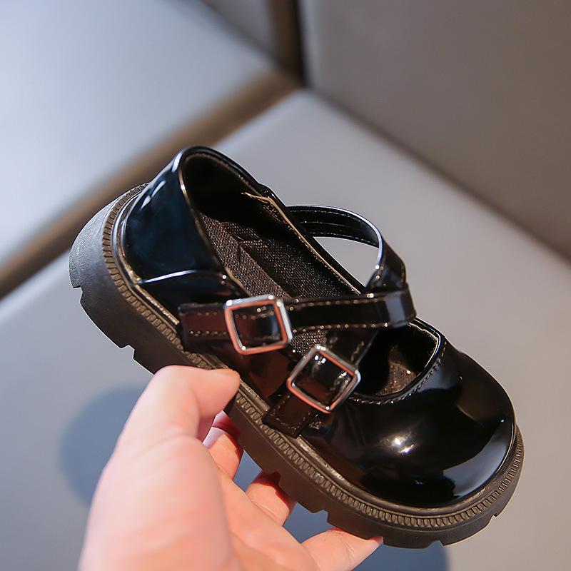 Маленькие кожаные туфли в британском стиле Туфли принцессы Модные туфли для маленьких девочек Обувь для выступлений