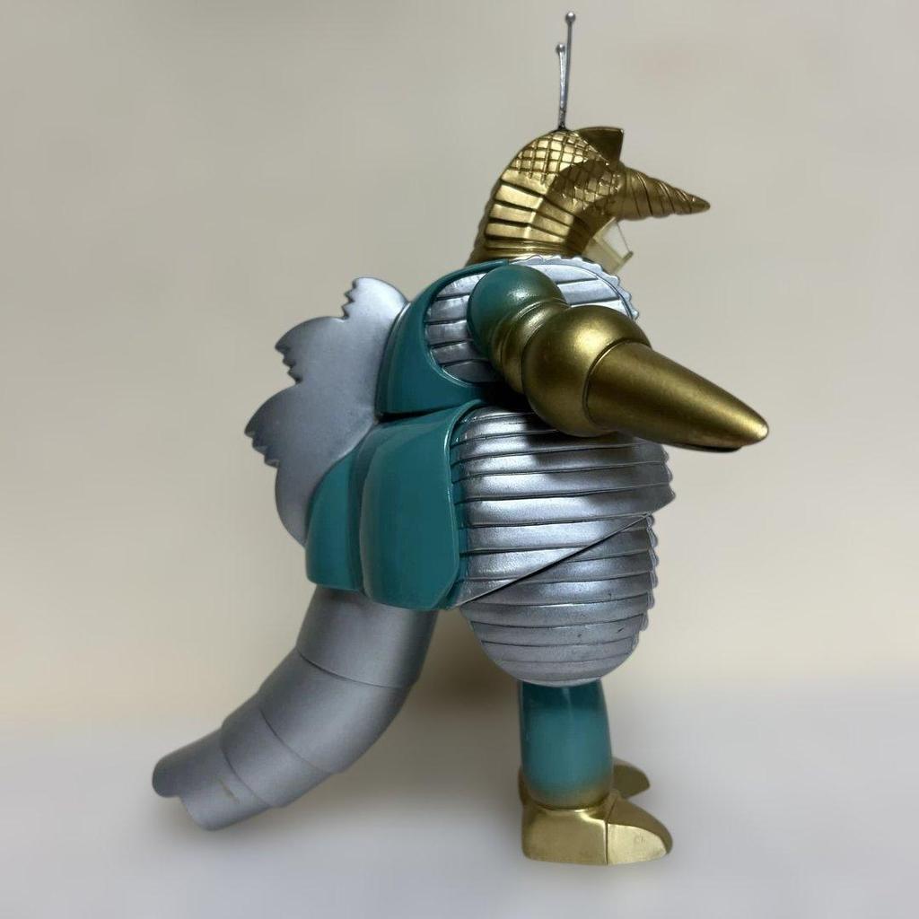 Б/у Робот Могера из спецэффектов Toho 1994 Bandai Мягкий винил (с историей реставрации)