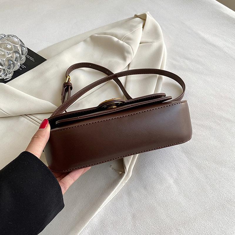 2024 Новая маленькая нишевая сумка под мышками, простая и модная сумка-багет, высококачественная ретро-сумка через плечо на одно плечо