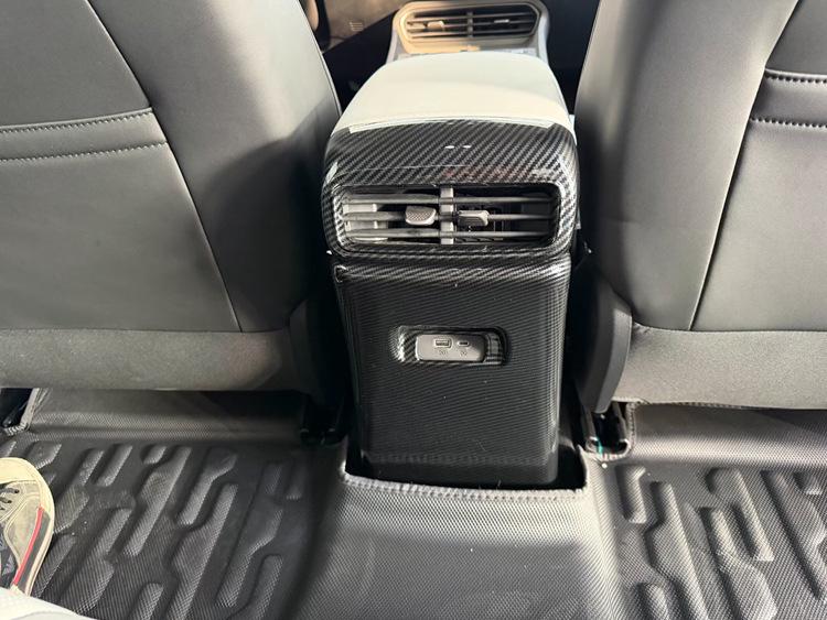 Декоративная панель переключения передач и воздуховодов консоли BYD Seal 05/Seal5