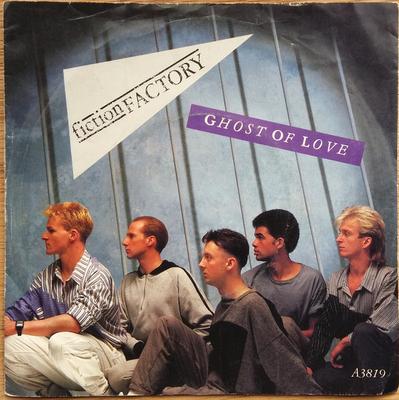 7-дюймовая пластинка FICTION FACTORY - Ghost Of Love A3819 CBS 1983 UK Поп Б/у
