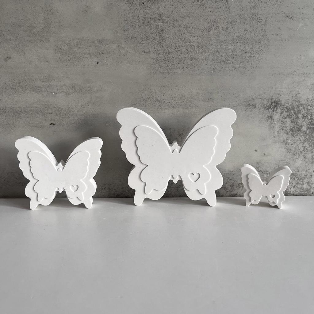 Silicone Mold Set For Creative Crafts Durable And Flexible Butterfly Designs In Three Sizes Ideal For DIY Projects