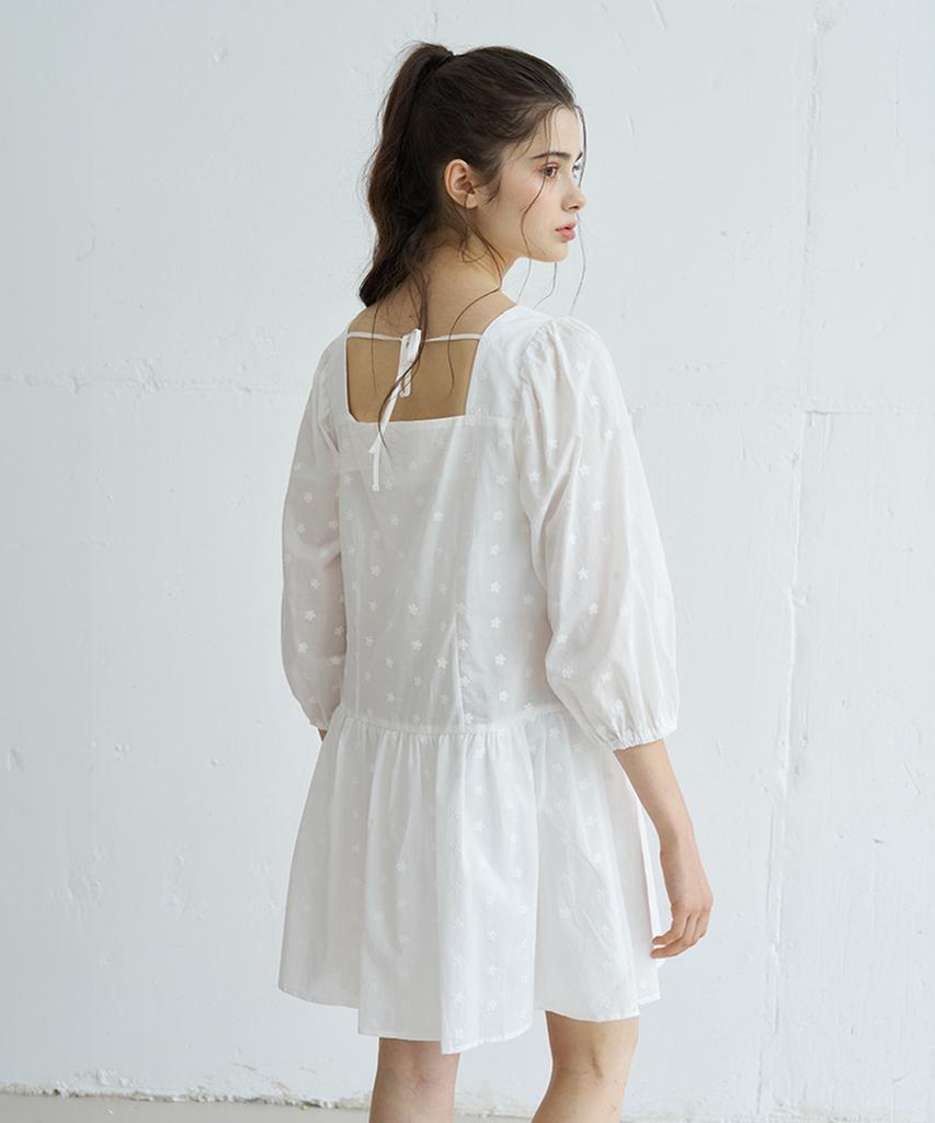 Bember Flower Embroidery Ribbon Tie Dress_White