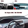 Для Peugeot 208 2008 2013-2015 2016 2017 2018 Коврик на панель автомобиля Mat Pad Dashmat Солнцезащитный коврик Защита панели Ковровые аксессуары