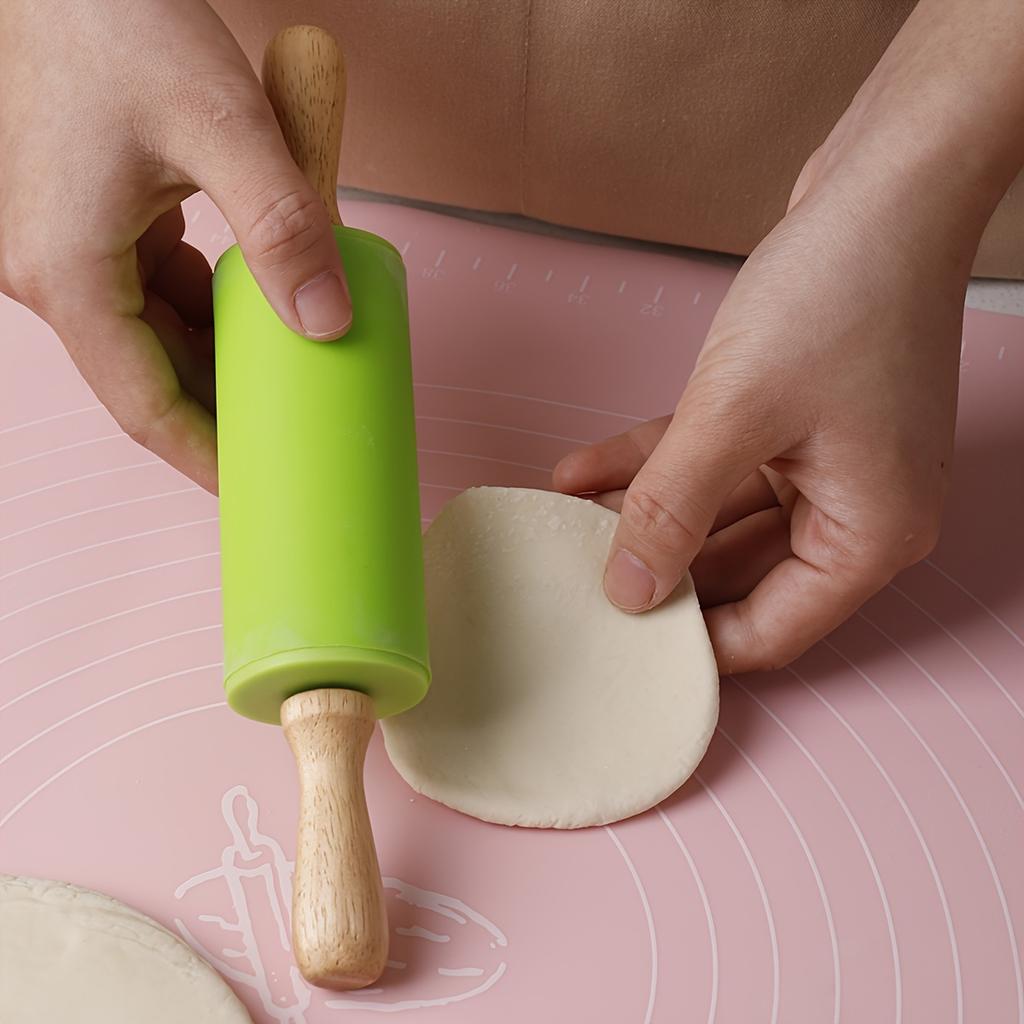 1pcs Silicone Rolling Pin With Solid Wood Handle, Household Rolling Pin, Non-stick Dumpling Flour Kneading Baking Tool Kitchen Tool