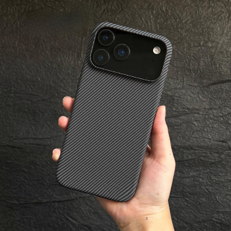 Для iPhone 17 16 Pro Max Чехол Жесткий Матовый Текстура Углеродного Волокна Защита от Отпечатков Пальцев Для iPhone 16 plus Чехол Ударопрочный Бампер