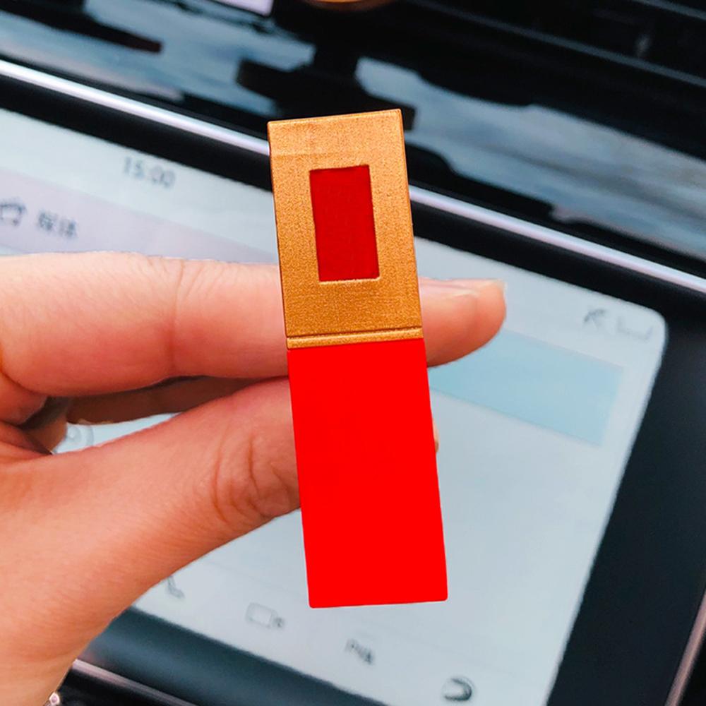 Автомобильный аромадиффузор с цепочкой для ароматизации воздуха, помадой, воздушной подушкой, высококачественный декоративный диффузор с 5 мл парфюма, подарочный набор премиум-класса.