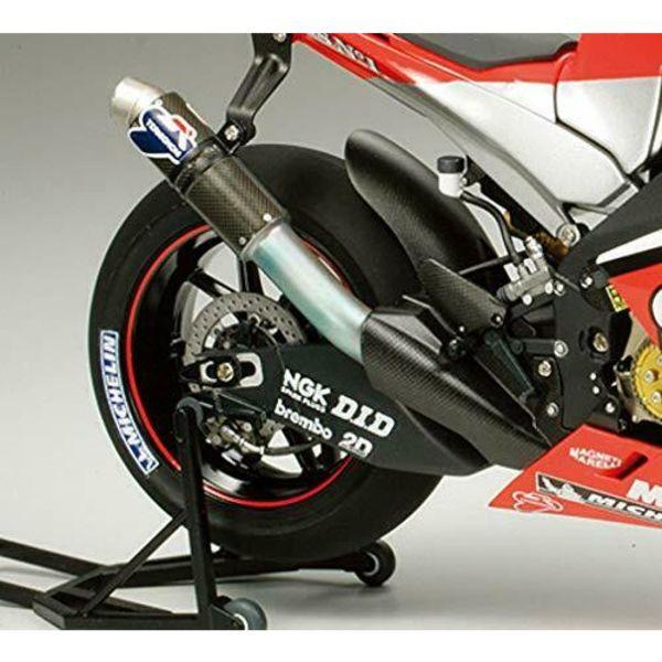 Tamiya Мотоцикл серии No.100 Yamaha YZR-M1'04 No7/No.33 Пластиковая модель в наборе НОВЫЙ