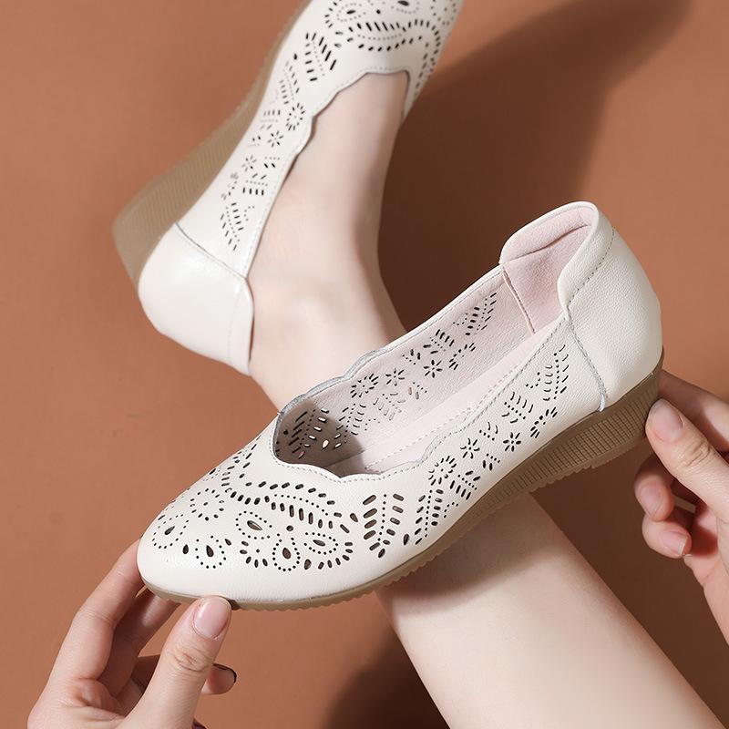 Модная GKTINOO Натуральная кожа Женские Дышащие Полые Летние Туфли Женские Балетки Слипоны Сандалии Круглый Носок Мягкая Танкетка Повседневные