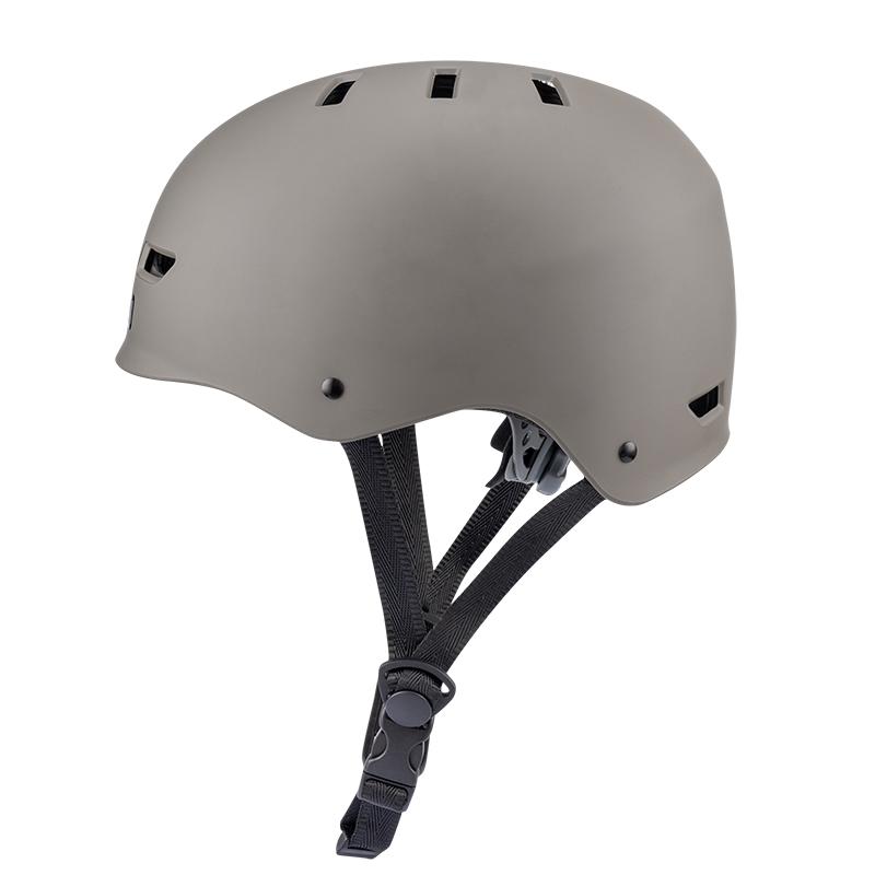 VMAXET MW-H038 Adjustable Breathable ABS+EVA Outdoor Water Sports Safety Helmet 10 Air Vents Unisex Use Customizable Protection
