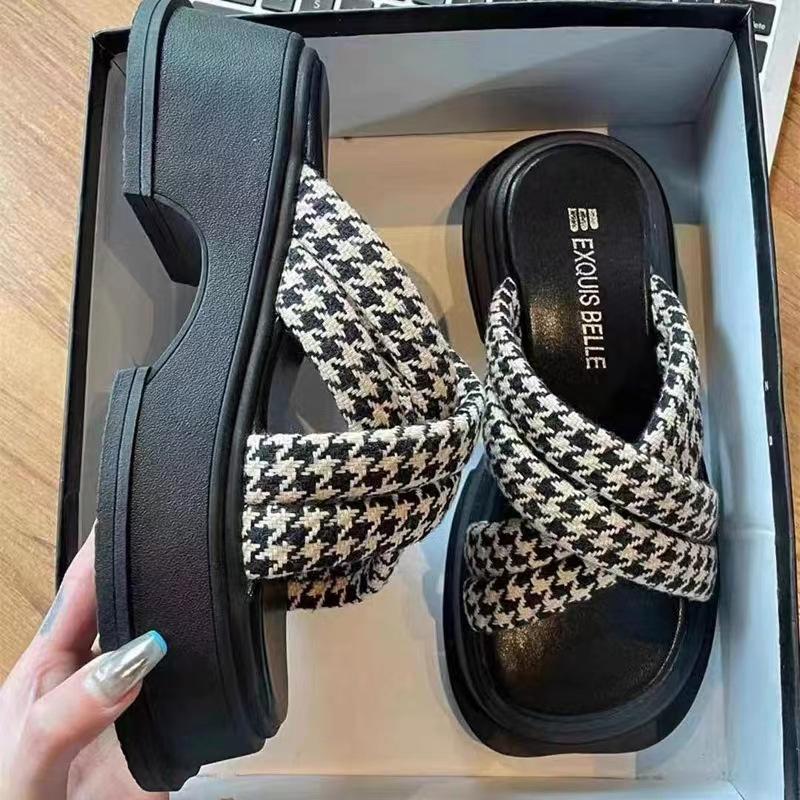 Новые шлепанцы на толстой подошве для женщин в стиле ретро с квадратной головкой, модные женские пляжные туфли