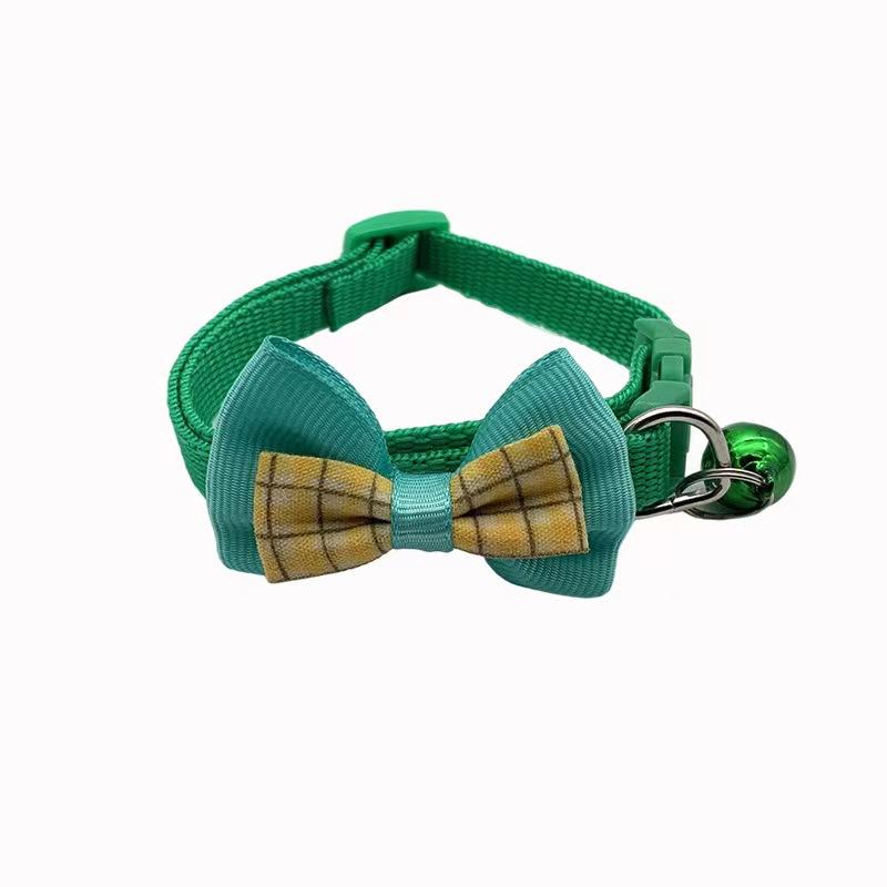 Ошейник с колокольчиком и клетчатым бантом для кошек и мелких пород