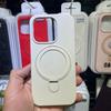 Совместим с Apple iPhone 15 Pro Max, Магнитная подставка, Чехол из жидкого силикона для телефона, iPhone 17 с защитным чехлом с точкой опоры
