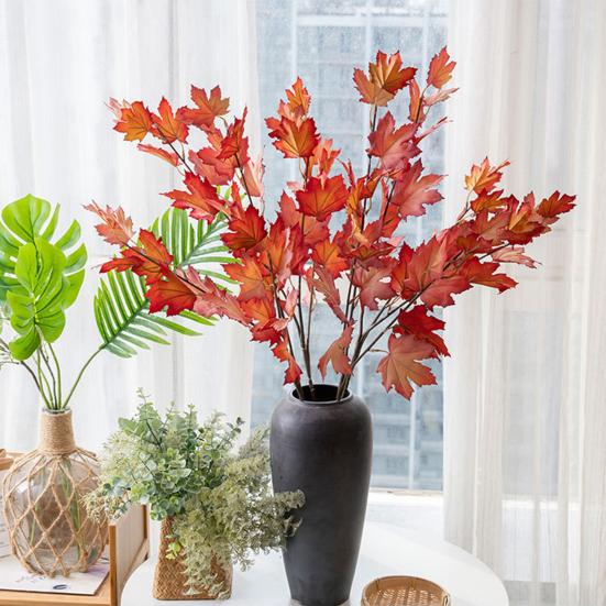 Artificial Maple Leaf Vibrant Color Simulation Plant Exquisite Realistic Maple Leaf for Home Party Decoration