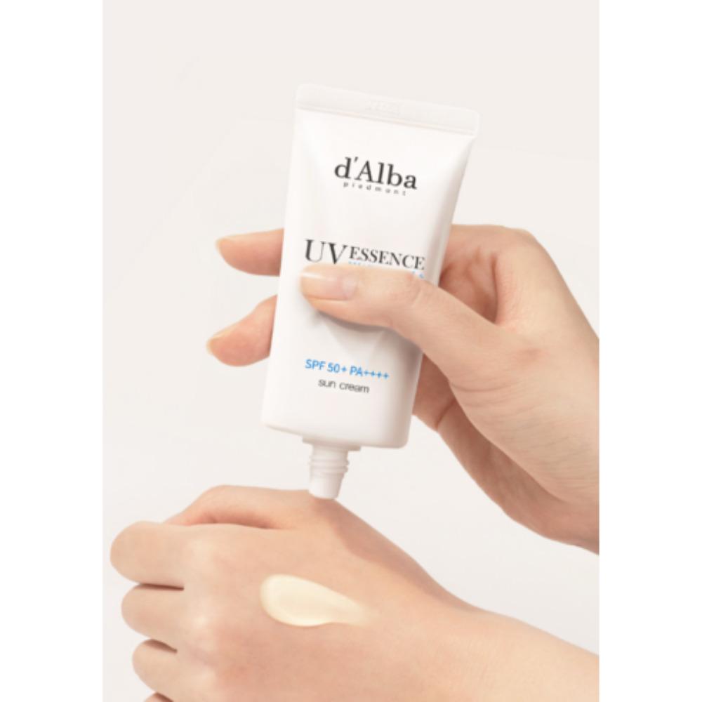 d'Alba Солнцезащитный крем Waterfull Essence SPF50+ PA++++, 50 мл, (2 варианта)