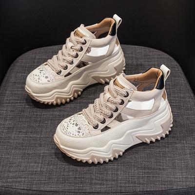 Кожаные перфорированные 2025 новые маленькие кроссовки «папины кроссовки» женские ретро легкие с внутренней платформой повседневные спортивные сандалии на платформе