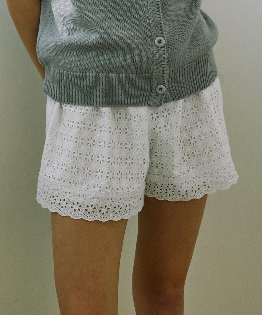 NONLOCAL Flower Punching Lace Shorts - White