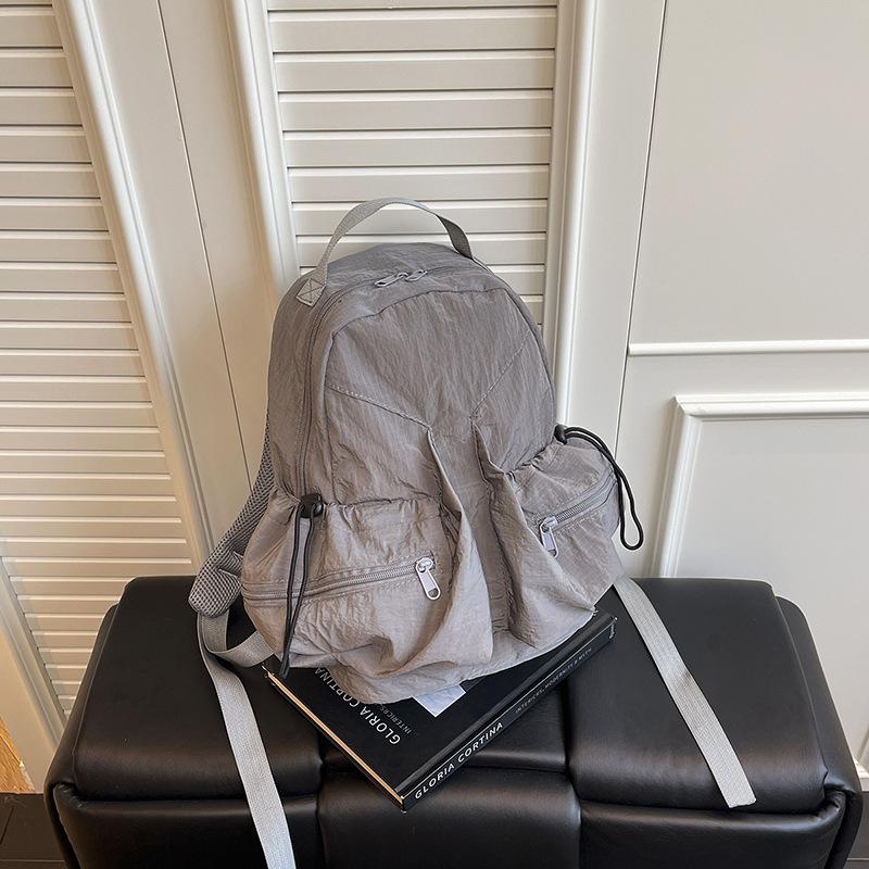 Japan and South Korea Leisure Travel Girls' Pleated Backpack New Lightweight and Fashionable Large Capacity Drawstring Backpack Student School Bag