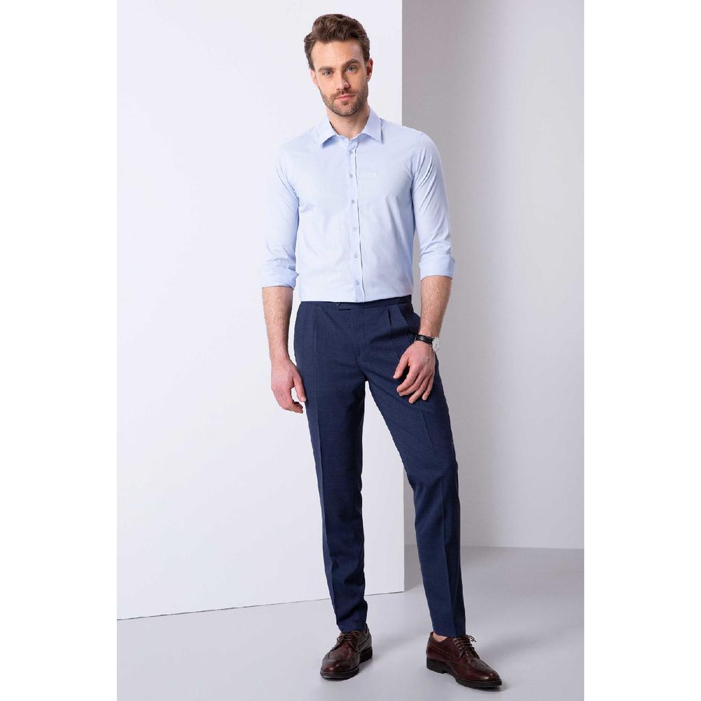 Белая классическая рубашка узкого кроя