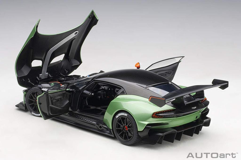 AUTOart Aston Martin Vulcan Metallic Green Готовый продукт 1/18