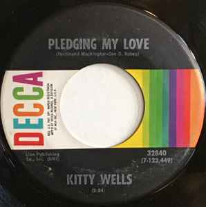 7-дюймовая пластинка KITTY WELLS - Pledging My Love / Thank You For Lo 32840 Decca 1971 США Фолк Б/У