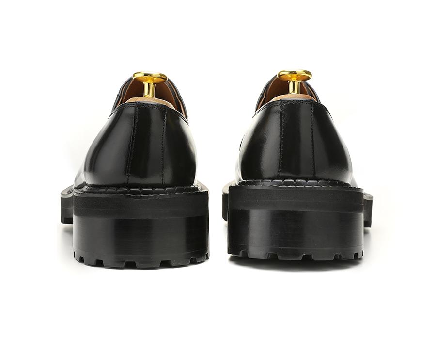 Lavantano Oversized Basic Derby Shoes - Black