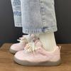 Повседневные дышащие спортивные туфли на толстой подошве женские новые весенние нишевые оригинальные с клубничным бантом немецкие тренировочные туфли