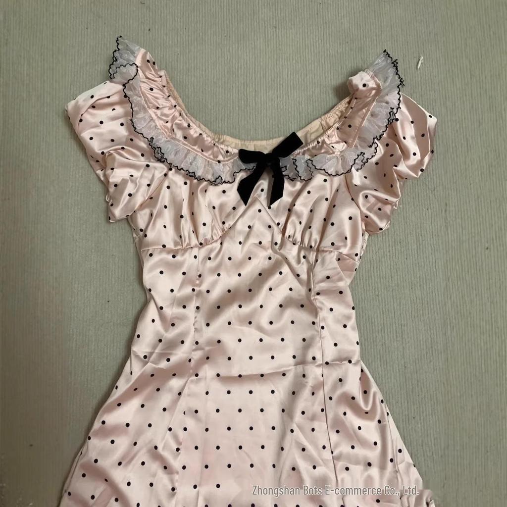 Сладкая облегающая футболка с коротким рукавом в горошек Y2K с французским бантом