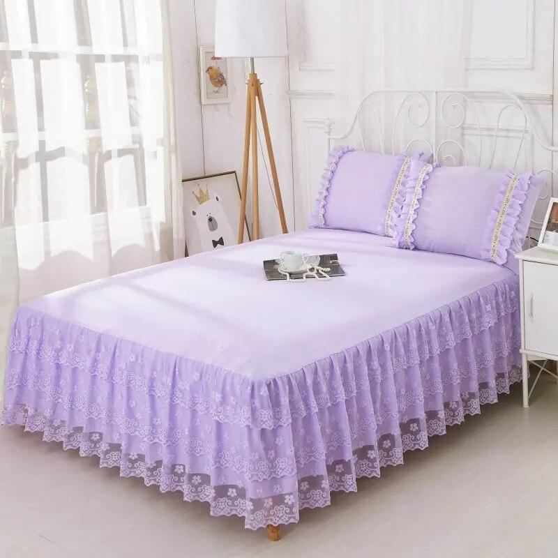 3pcs Set European Romance Lace Bed Skirt Soft Brushed Fabric Bedspread Princess King Queen Size 1pc Bed Skirt +2pccs Pillowcase