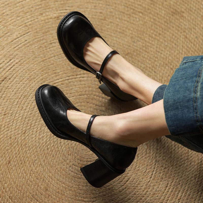 Удобные туфли на толстом каблуке с пряжкой, повседневные женские туфли из маленькой кожи, новые черные кожаные туфли-лодочки, женские туфли с головкой, большого размера, на среднем каблуке