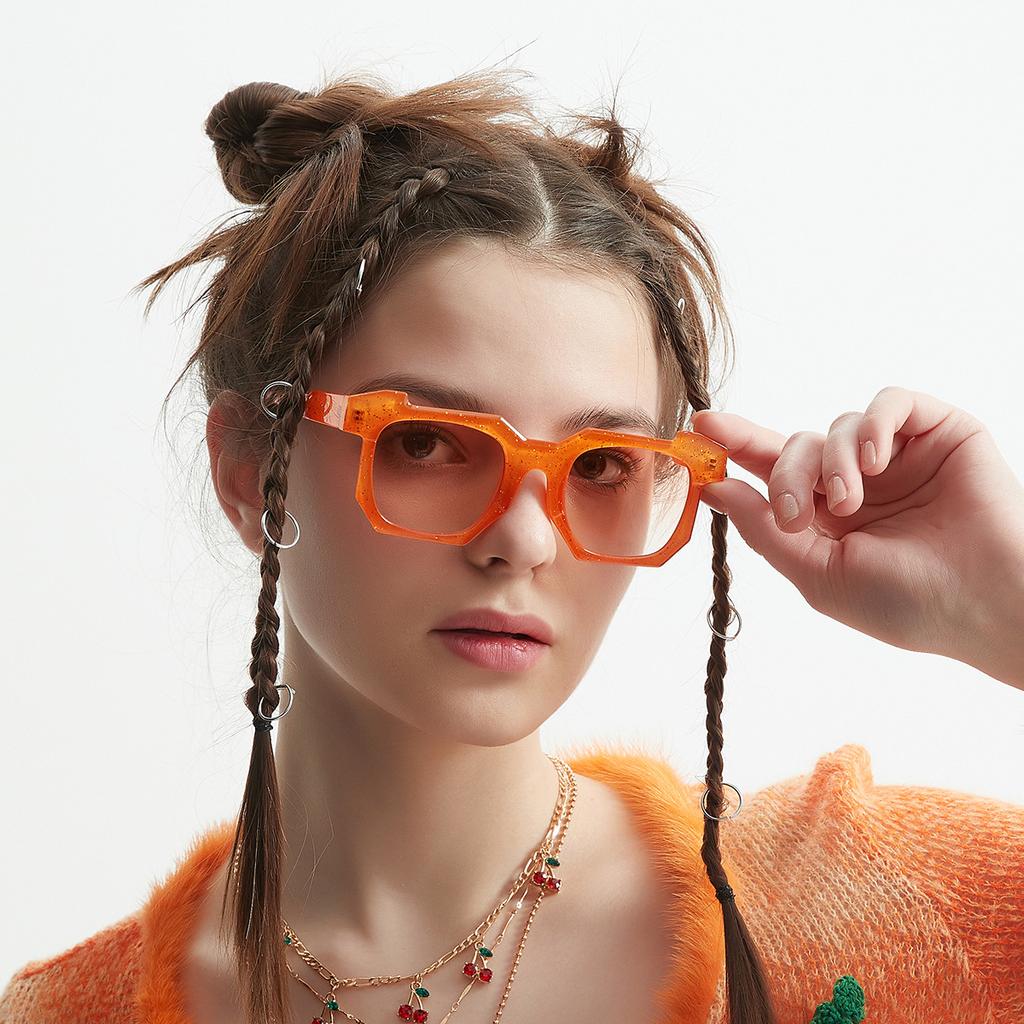 Маленькие квадратные очки Хип-хоп Авангард Цвет Персонализированные Солнцезащитные очки Женские Нишевые Солнцезащитные очки Мужские