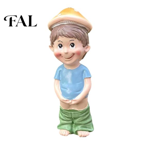 Humorous Tabletop Statue Resin Pooping Boy Statue, Funny Peeing Kid Figurine, Indoor Sculpture for Garden Decoration Unique Gift Friends