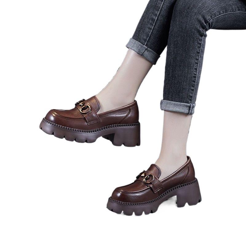 Туфли-лоферы на квадратном каблуке со средней высотой каблука, с металлическими украшениями, распродажа женской обуви 2024 года, модные туфли весна/осень, однотонные туфли-лодочки, мокасины