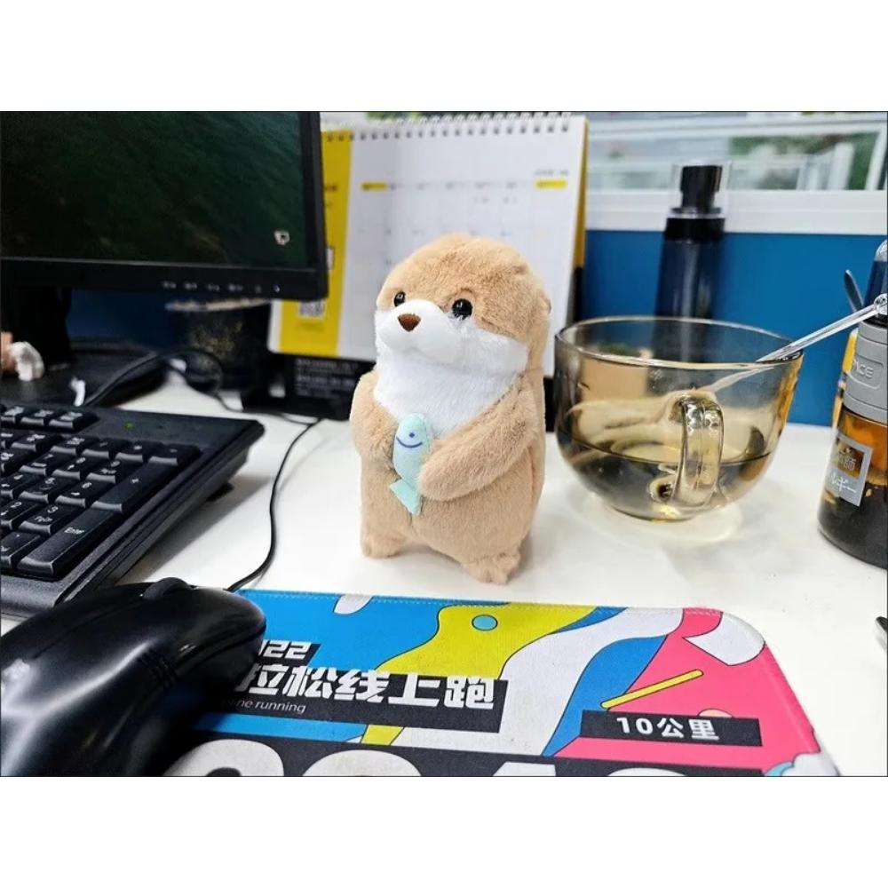 Милые выдры, держащие рыбу, плюшевые кукольные брелоки, легкие подвесные подвески, реквизиты для школьной сумки, кошелька для ключей, кукольной игрушки, подарки 11 см