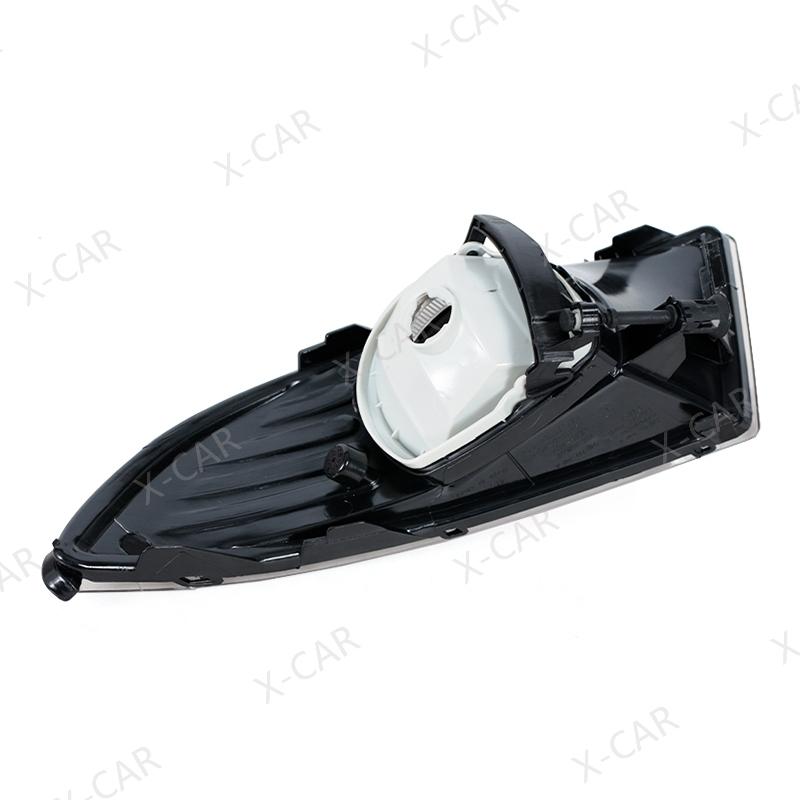 For Skoda Fabia MK2 5J 2011 2012 2013 2014 2015 Front Fog Light Lamp Black White No Bulbs Car Lights 5J0941701 5J0941702