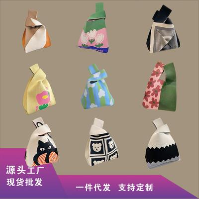 Ins Trendy Handbag Женская вязаная шерстяная сумка-ведро Ручная переноска Повседневная сумка-тоут Коробка для ланча
