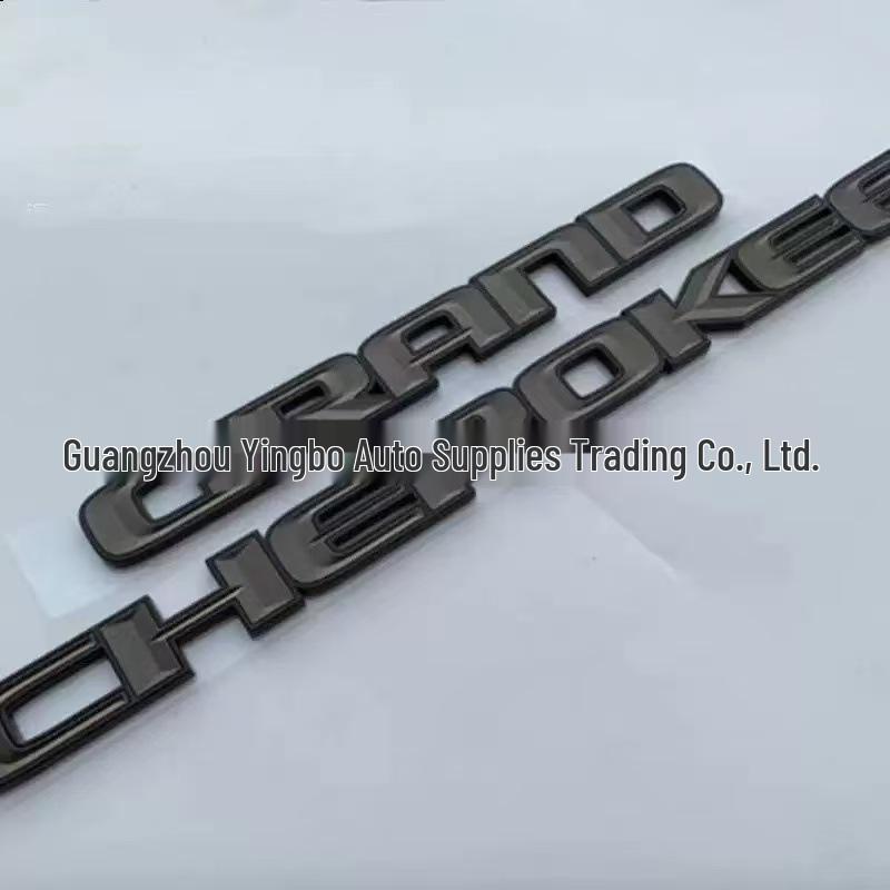 Наклейка-эмблема на крыло и боковую дверь Jeep Grand Cherokee