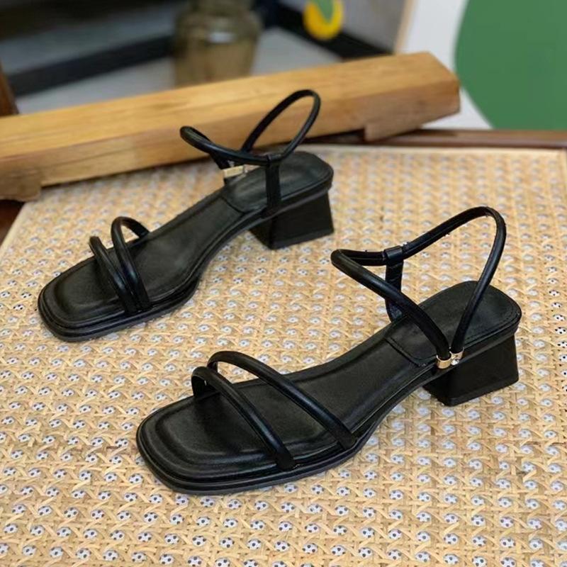 Французские босоножки с ремешком на толстом каблуке женские летние новые модные универсальные нежные босоножки с одним словом и юбкой