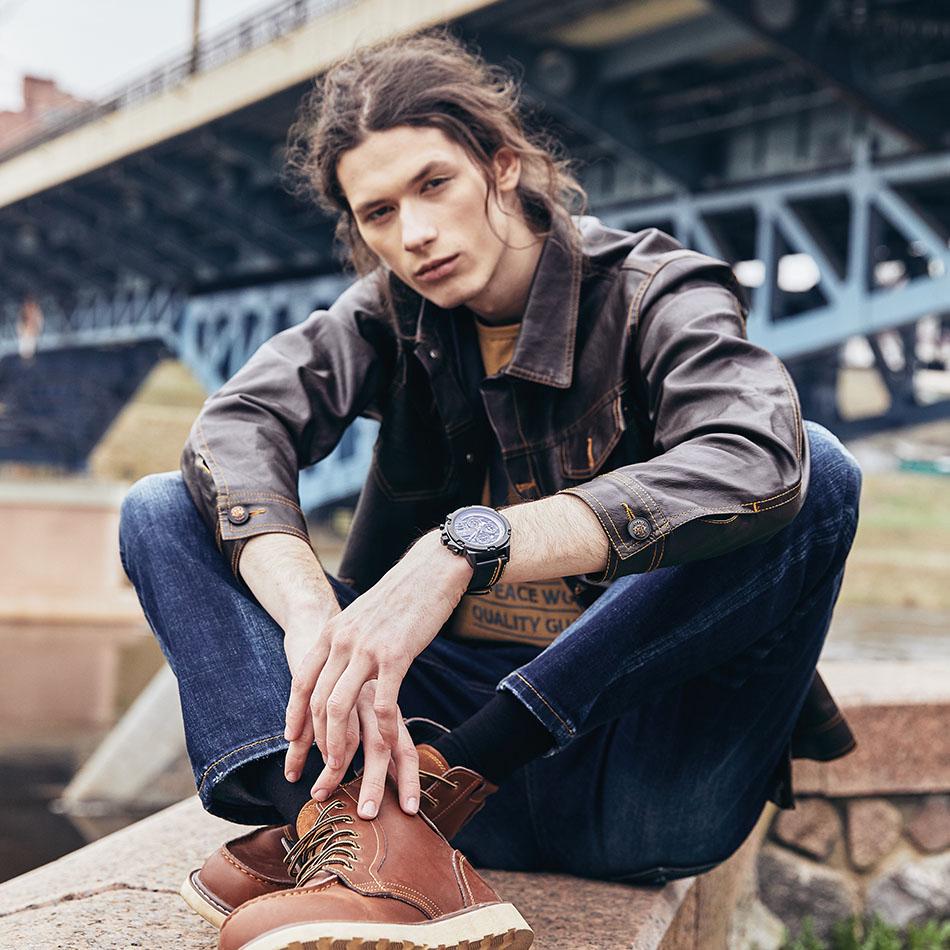 Мужские стильные кварцевые часы с кожаным ремешком