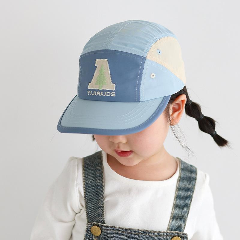 Быстросохнущая кепка с цветовыми блоками Детская солнцезащитная бейсболка Весенне-летняя новая модель для мальчиков и девочек Детская повседневная шляпа Солнечная шляпа