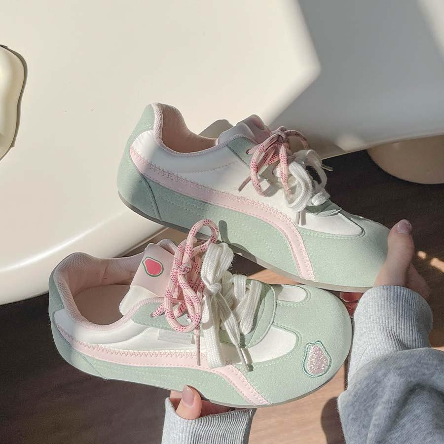 Red German Training Shoes Women's Summer New Breathable Flat Baseplate Shoes Retro Versatile Casual Sports