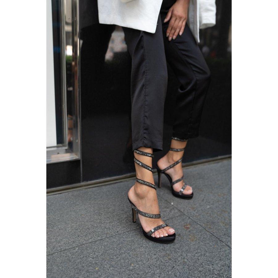 Женские вечерние туфли на узком каблуке с подошвой на платформе