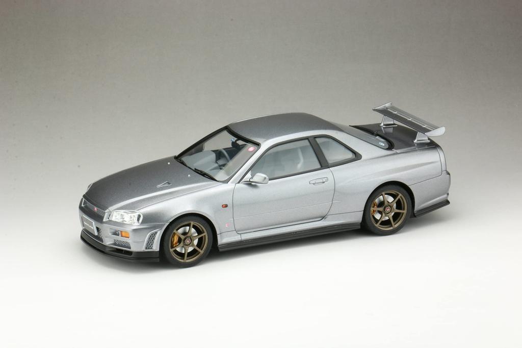 Fujimi Model 1/24 Серия Inch-Up Disc №. 285 Skyline GT-R V-spec II Nür (с передним аэродинамическим бампером NISMO) BNR34 Тип ID-285