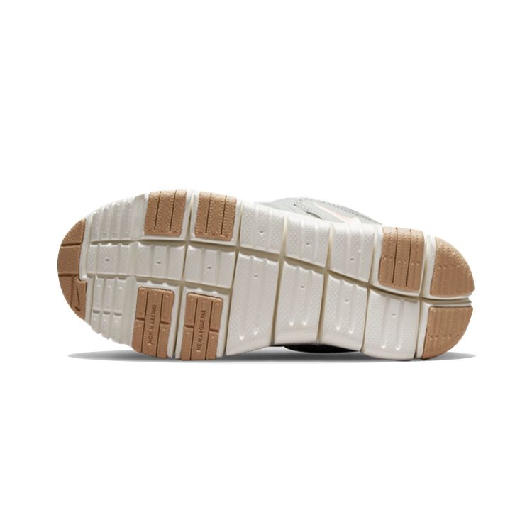 Nike Кроссовки Dynamo Free SE PS Sail Grey Fog для детей Sesame Atmosphere DV2962-100