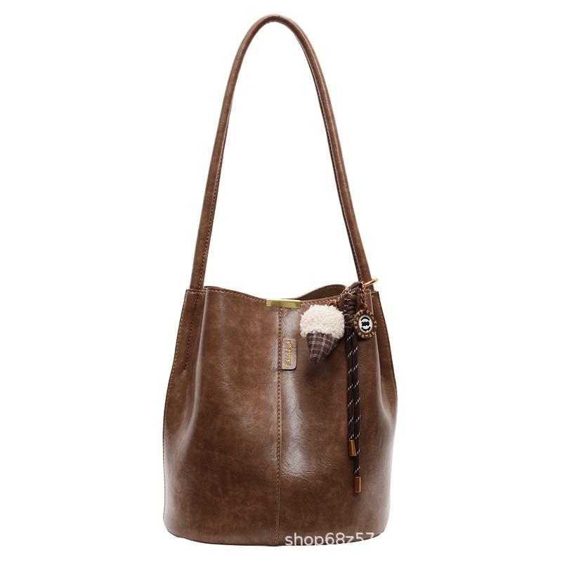Manufacturer Trend 2025 New Winter Casual Fashion Bucket Vintage Shoulder Bag Versatile Armpit Handbag