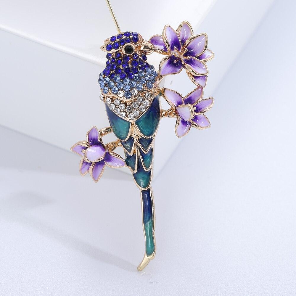 Blucome Cute Rhinestone Magpie Bird Shape Brooches for Women Gold Color Wedding Flowery Bird Special Design Pins
