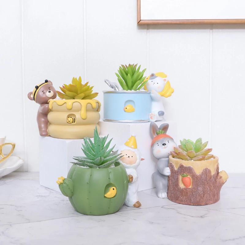 Charming Animal Resin Flower Pot, Mini Planter for Home Desk Decor, Decorative Plant Pots Ideal for Mini Cacti & Succulents